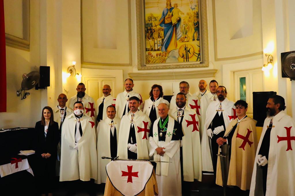 Malta – Il Priore di Malta crea nuovi Cavalieri e li accetta nel Tempio