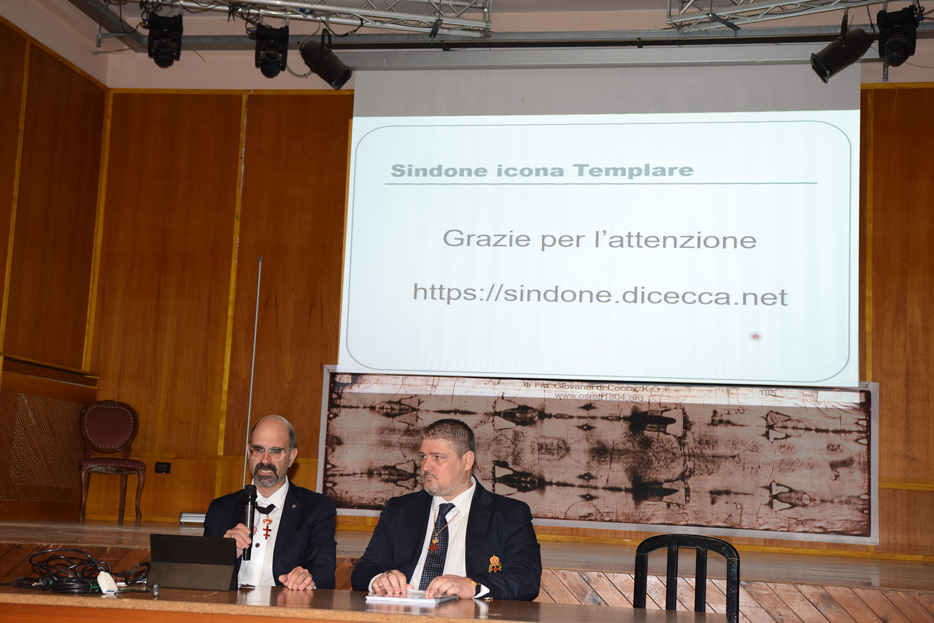 Villa di Briano (CE) – Conferenza sulla Sindone di Torino: Sindone icona Templare